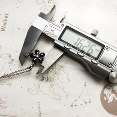 Necklace Black Petals Flower Summer Brand New Romantic Fine Jewelry Europe 925 Sterling Silver Gift for Women