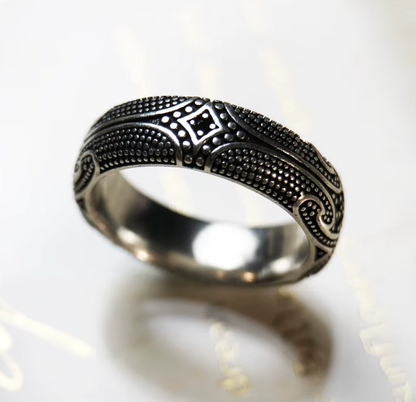 Maori Tattoo Ethno Band Ring | Night Collection