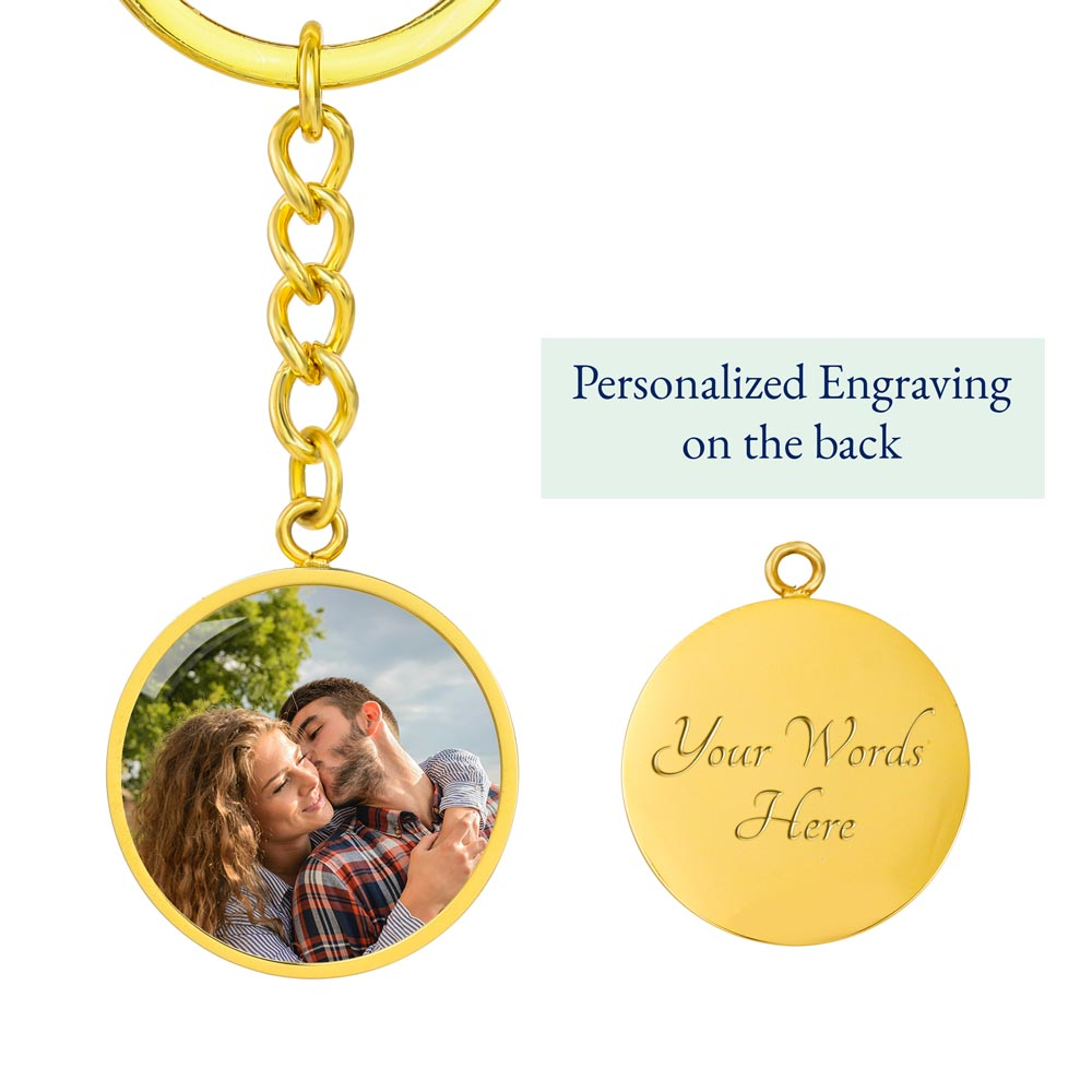 Custom Photo Circle Keychain – Personalized Engraving & 18K Gold Option