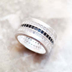 Entenity Ring Black & White Pave,Europe Style Glam Fashion Good Jewerly for Women Gift in 925 Sterling Silver